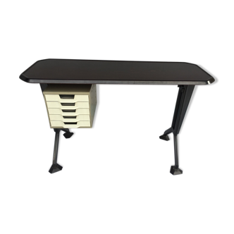 Small olivetti BBPR desk