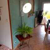 Vintage e-reader floor lamp and shelf door review
