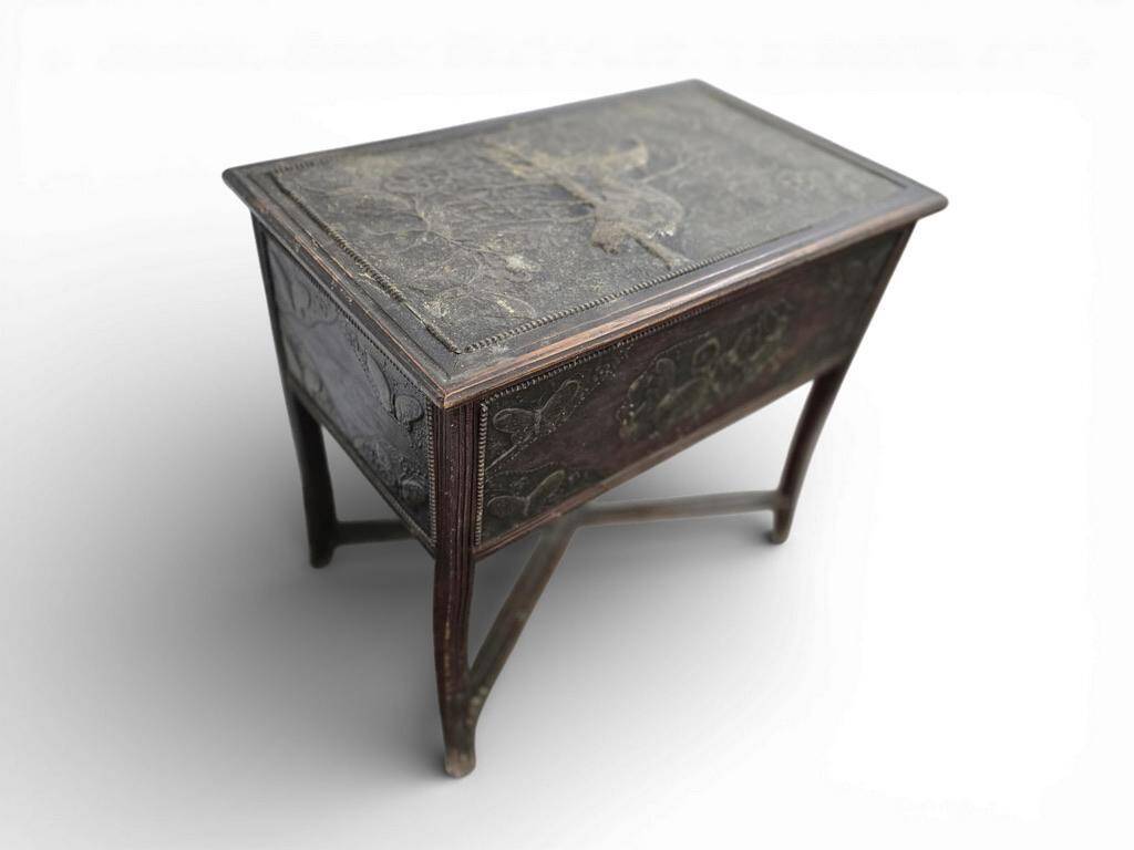 Vintage wooden side table / accent table with copper detail