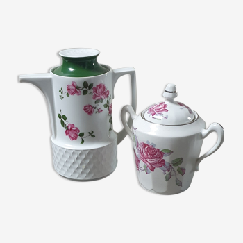 Coffee pot and sugar bowl