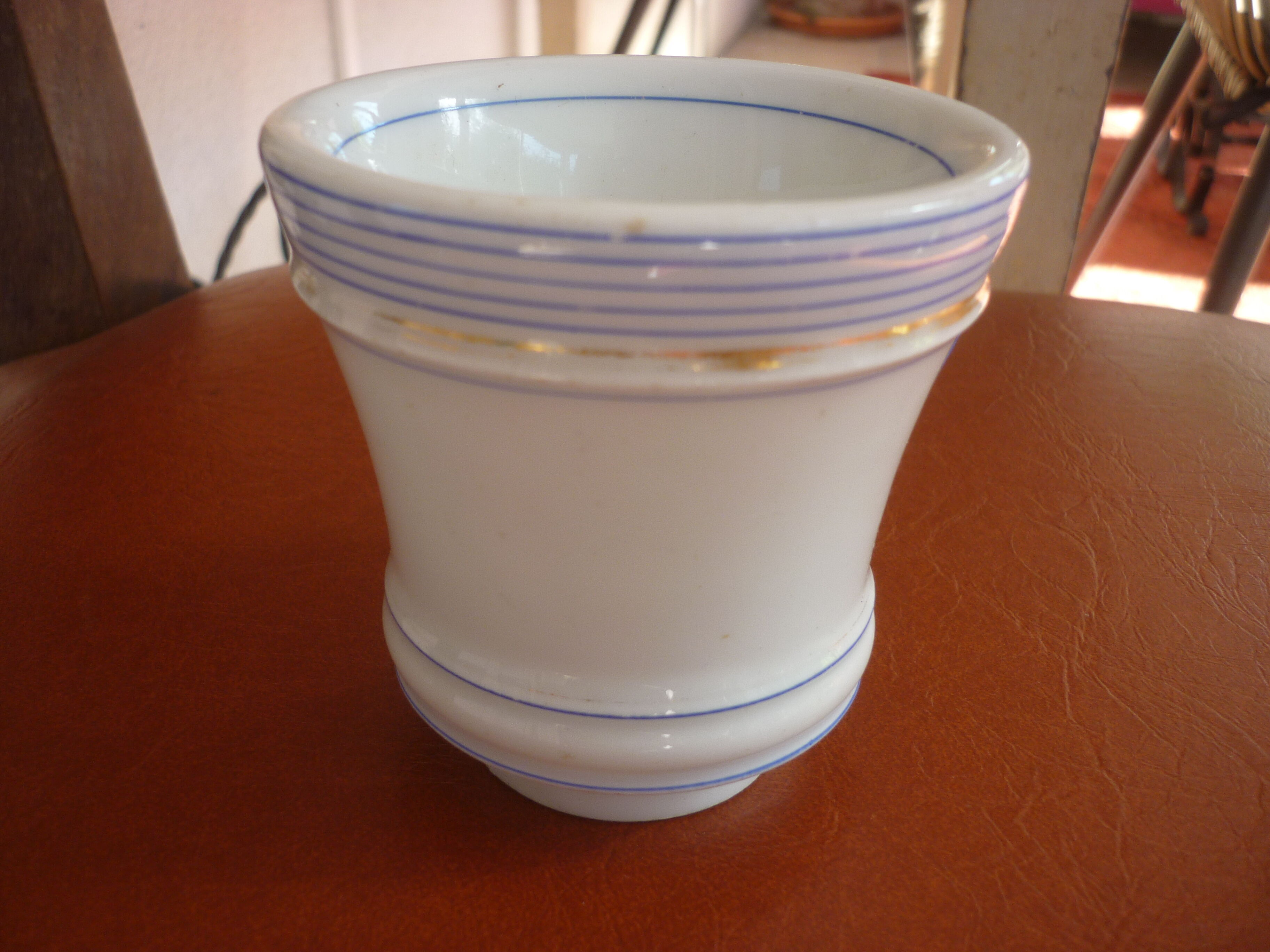 Old cup brulot porcelain blue liseres