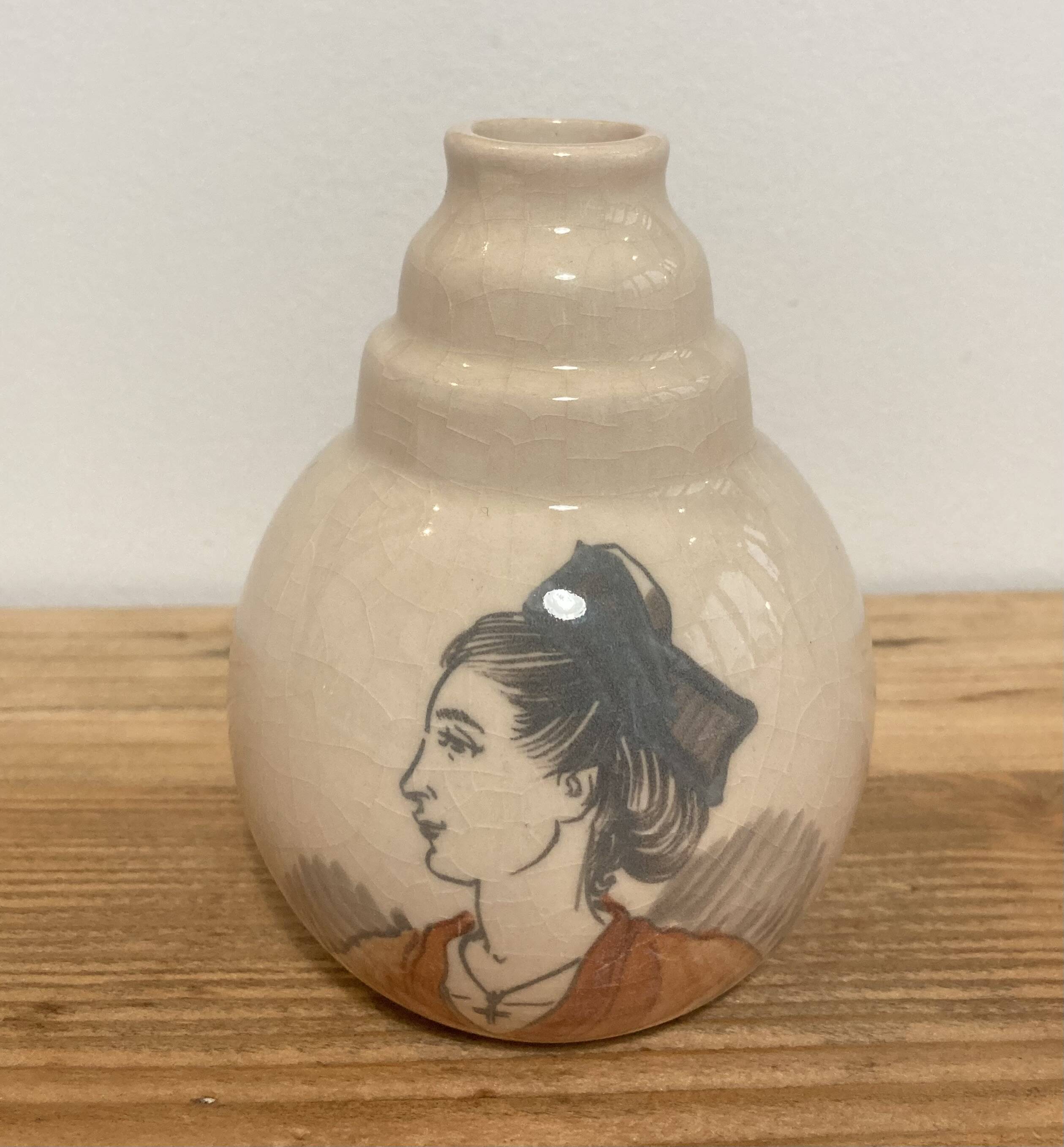Small cracked ceramic art deco vase signed Cazalas
