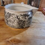 Villeroy & Boch Mettlach Artemis Hunter Dog Wild Boar Pot