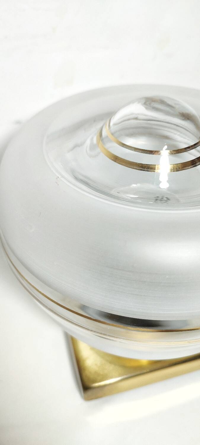 Lampe de table métallique. Espagne, années 1960.