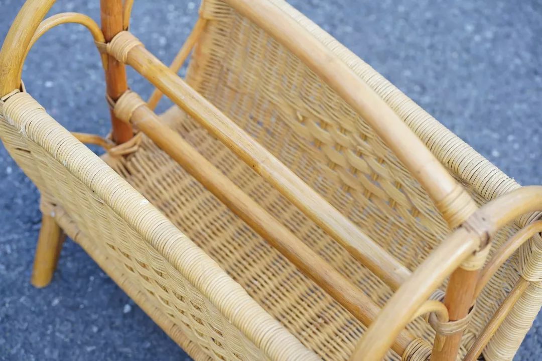 Bamboo rattan magazine holder