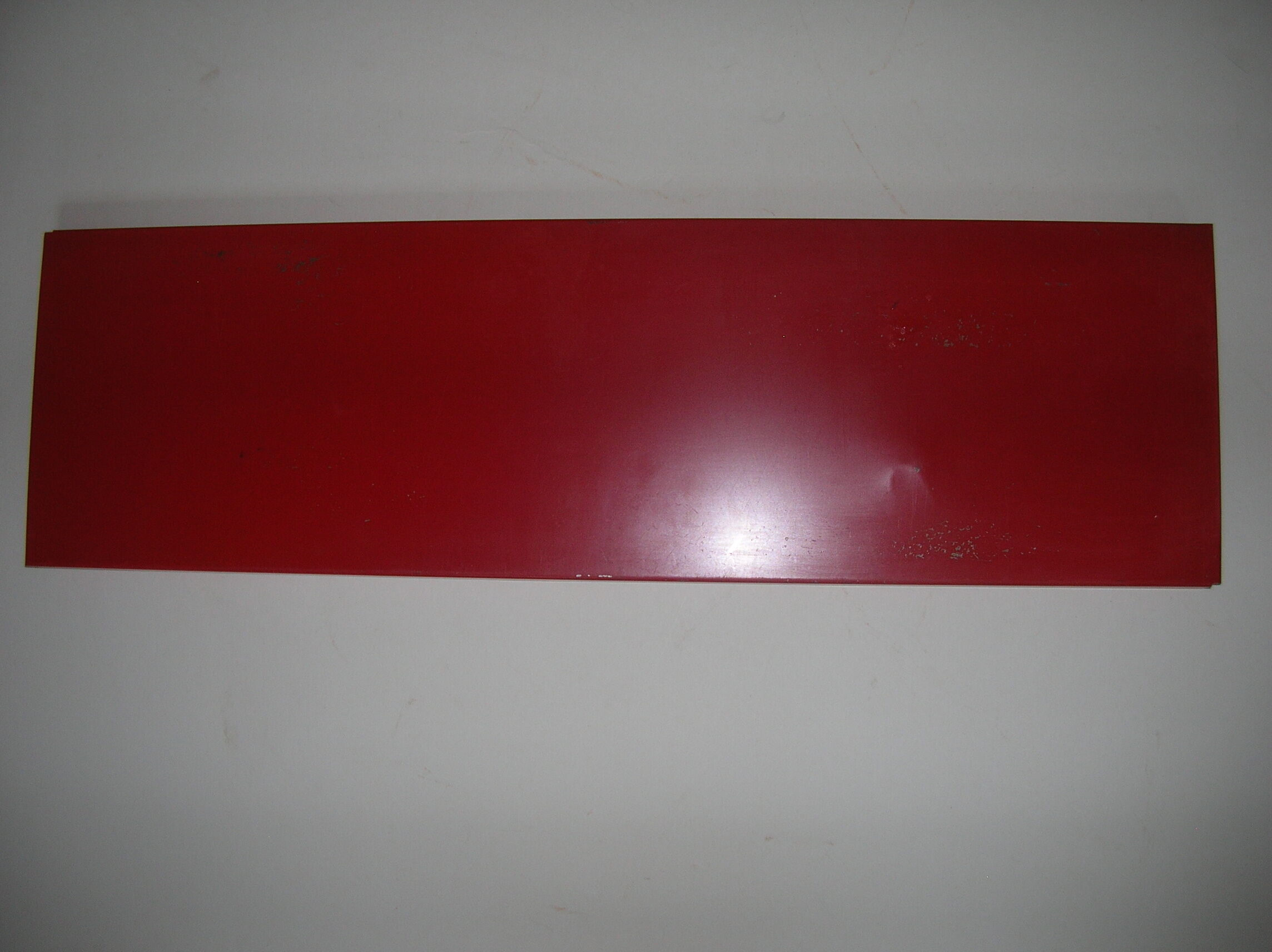 Tomado double-width wall shelf