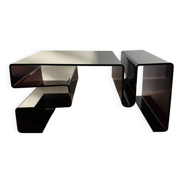 Table basse en altuglas fumé, France années 70