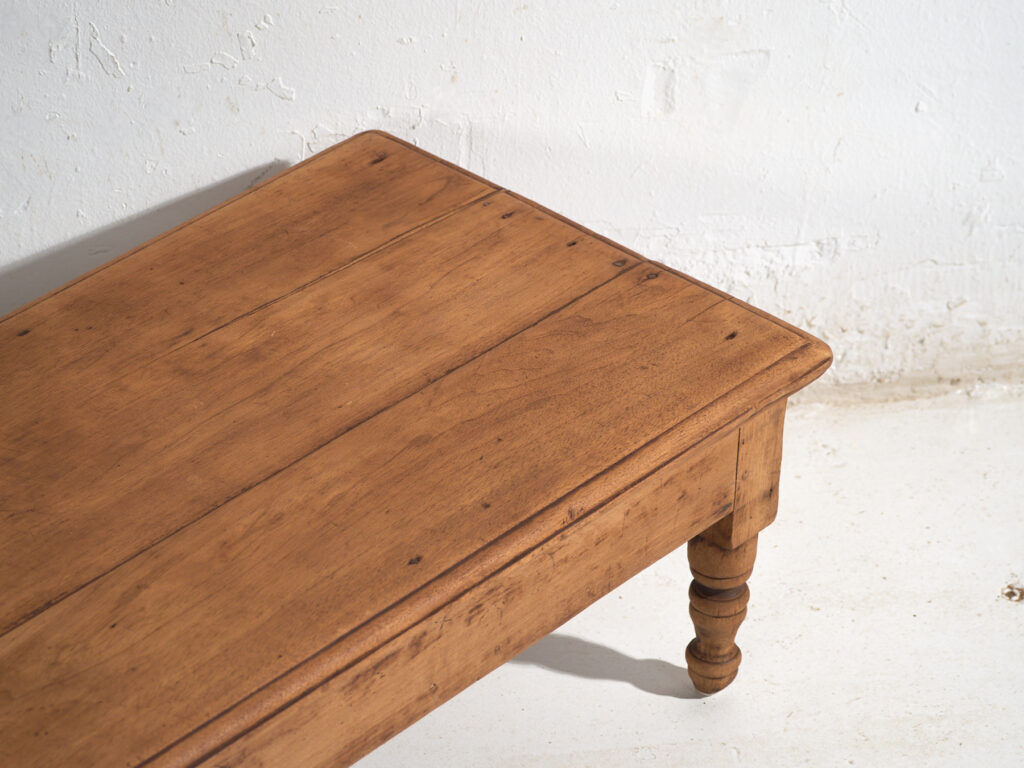 Antique pine coffee table – China, circa 1930