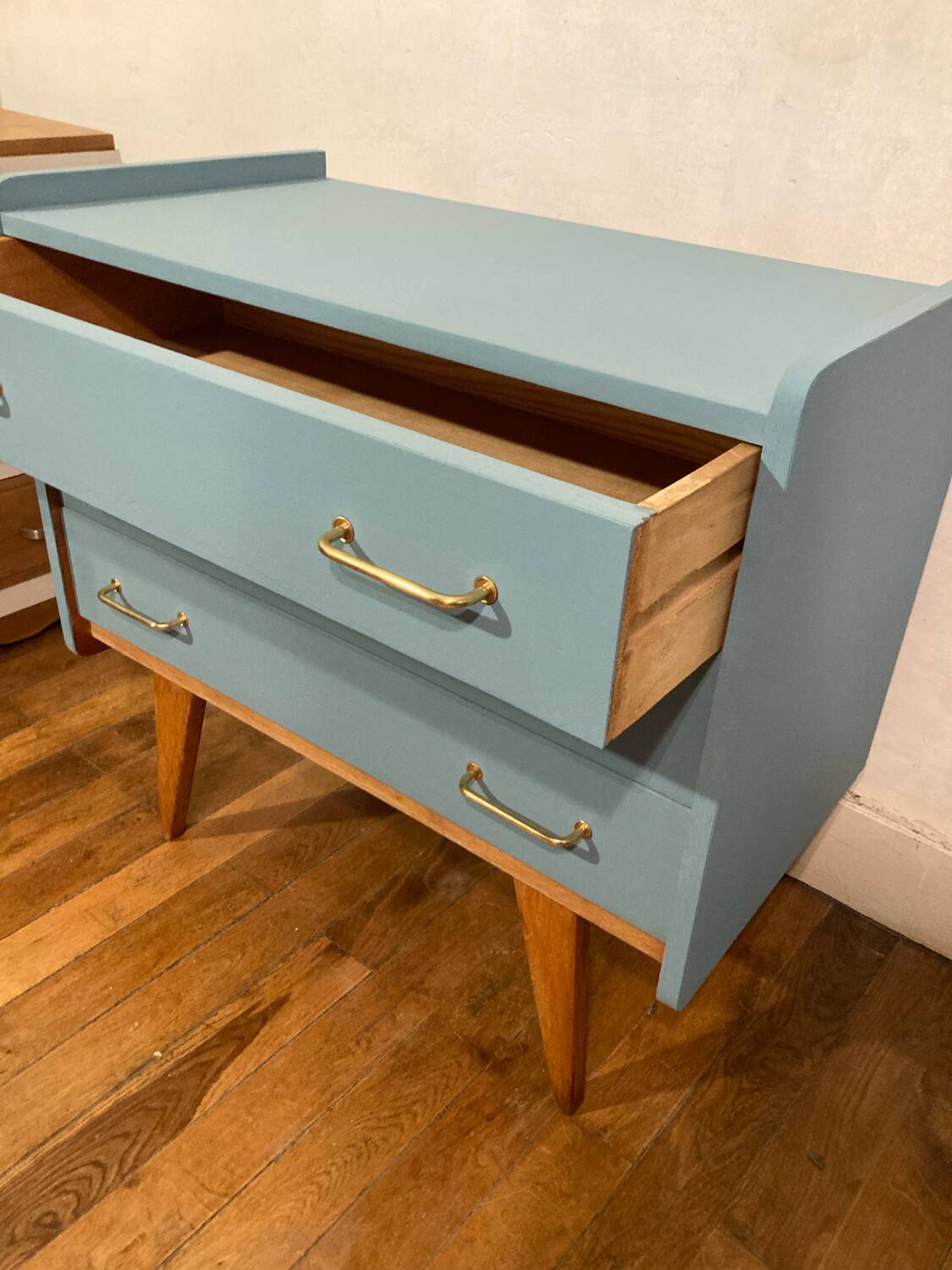 Vintage compass foot chest of drawers