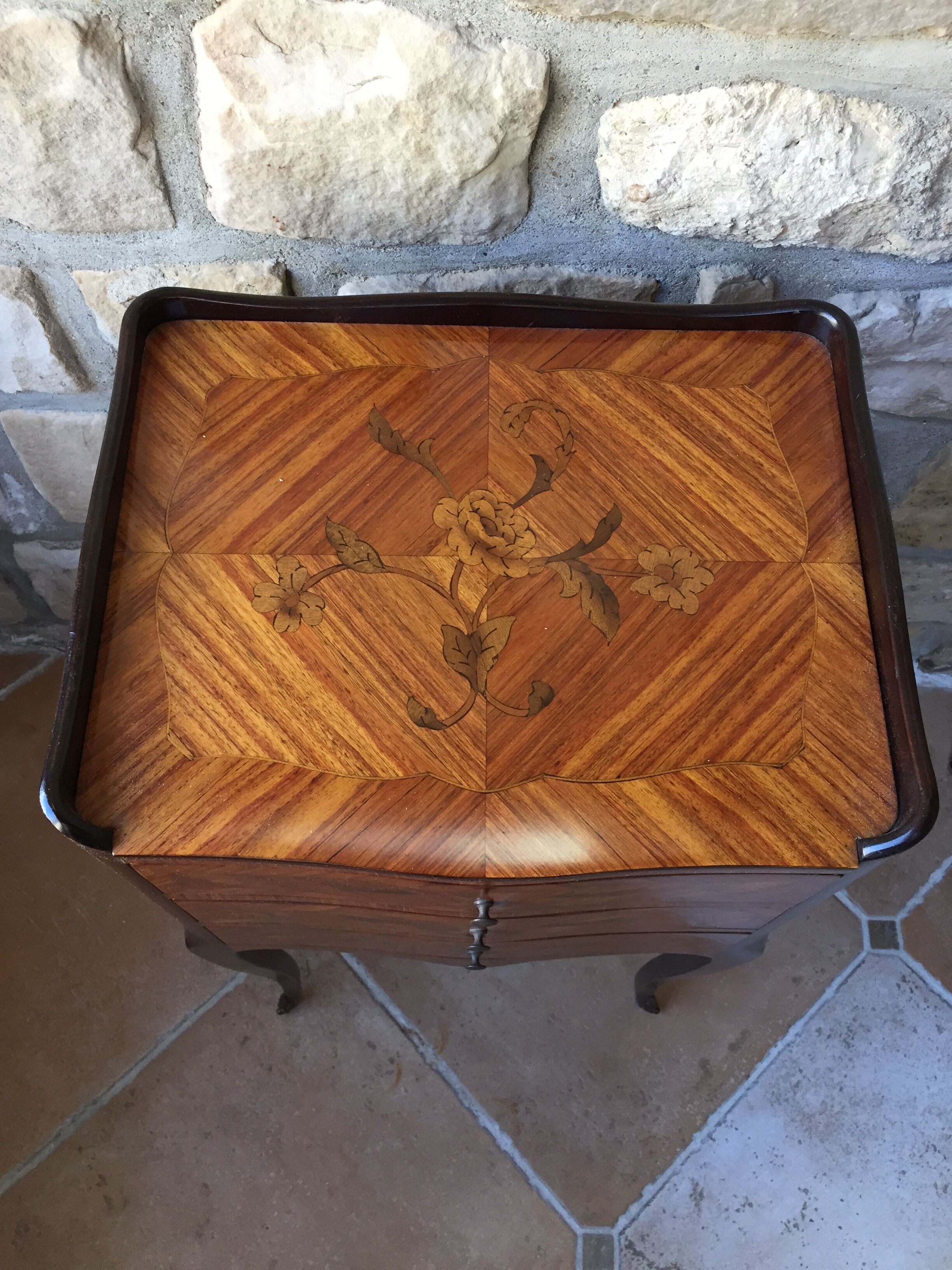 Pair of inlaid nightstands