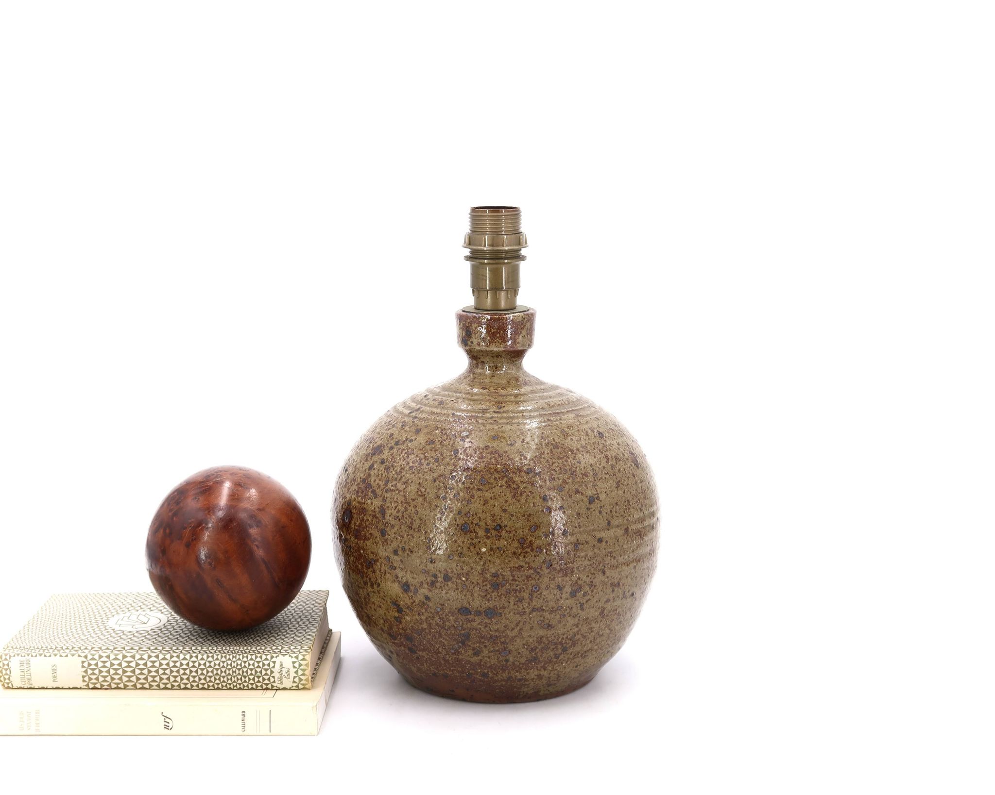 Lampe boule de potier en grès pyrité de Guy Baudat, années 70