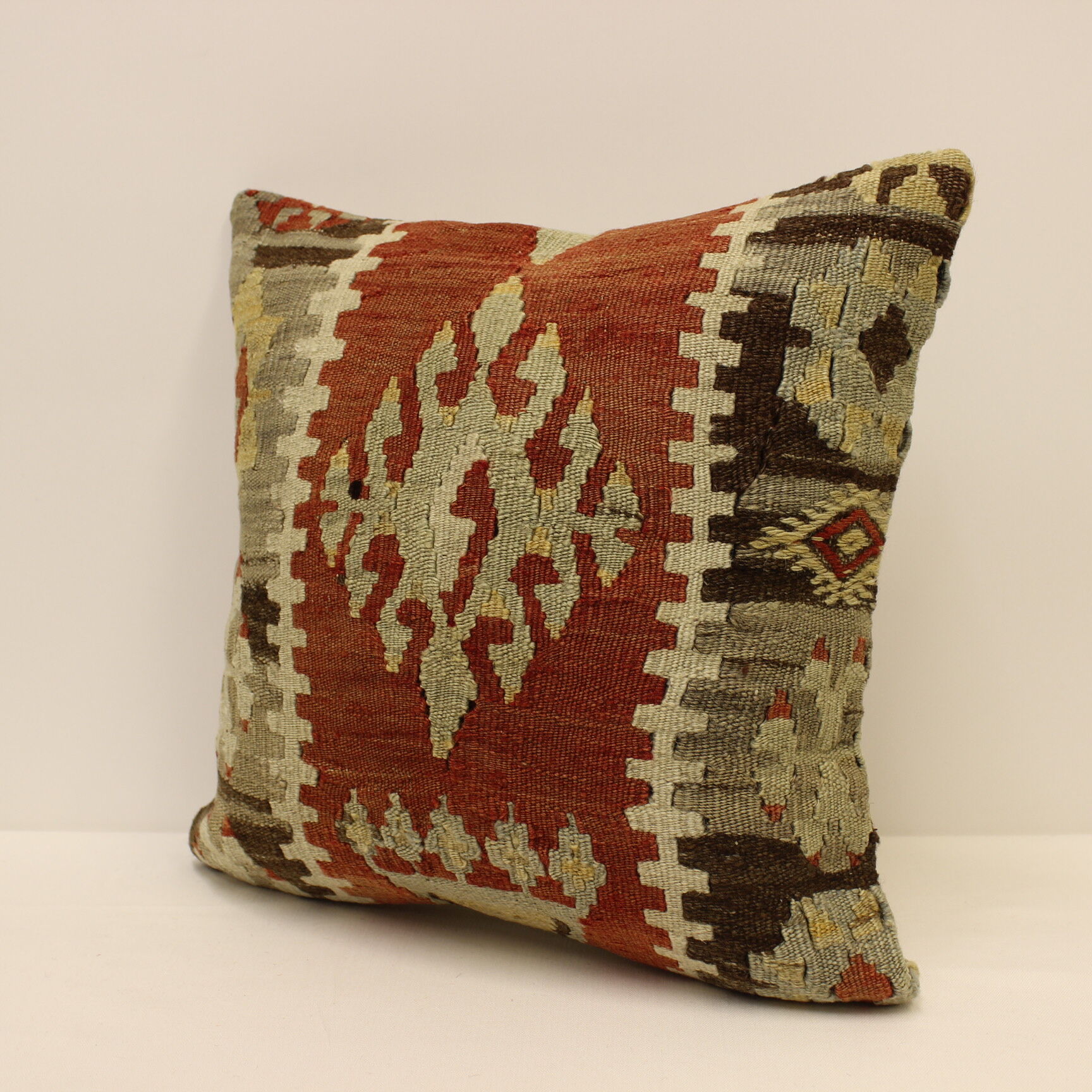 40x40 cm kilim cushion