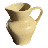Small beige stoneware jug H14 L15