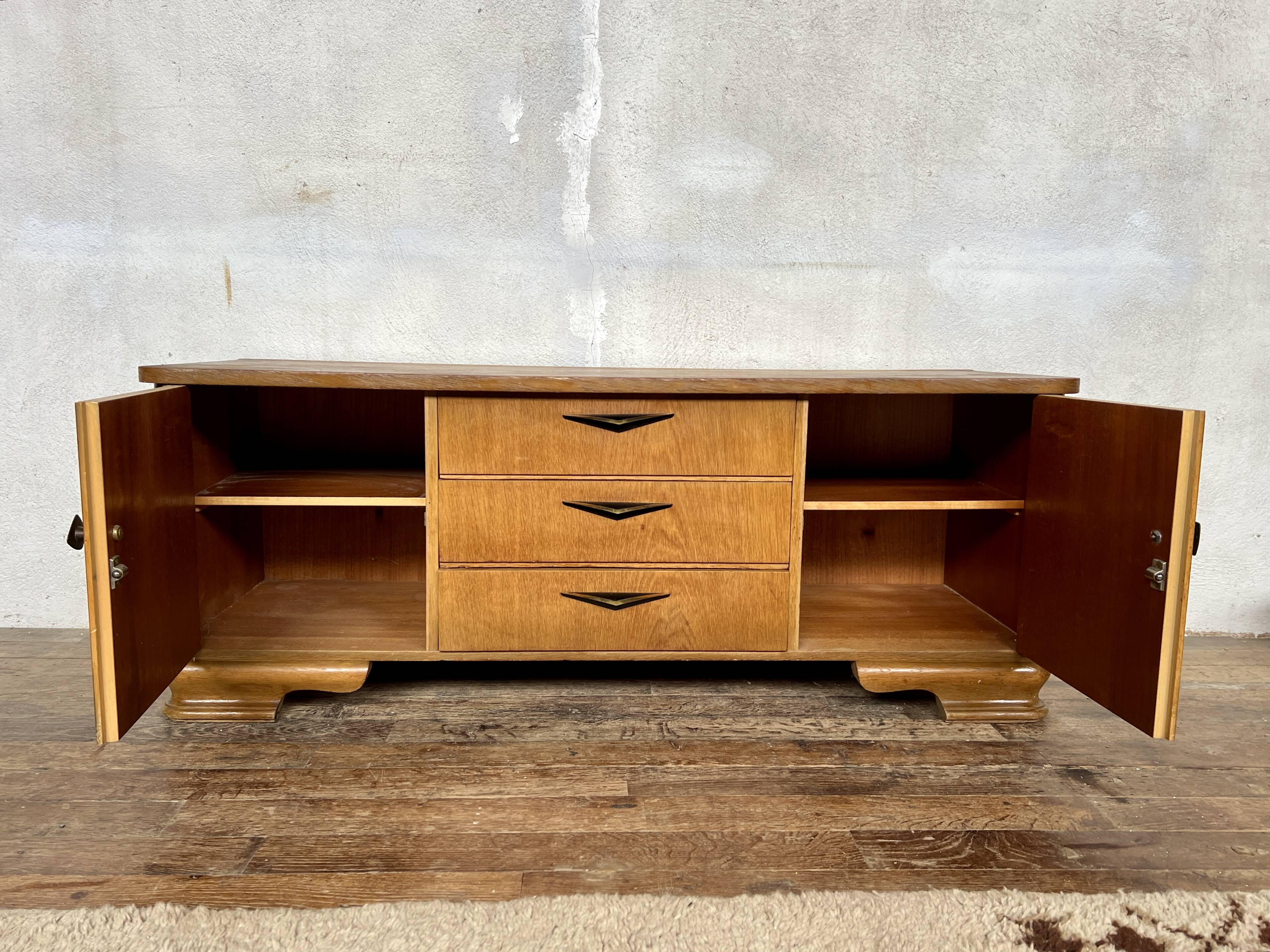 Vintage art deco style hifi TV unit