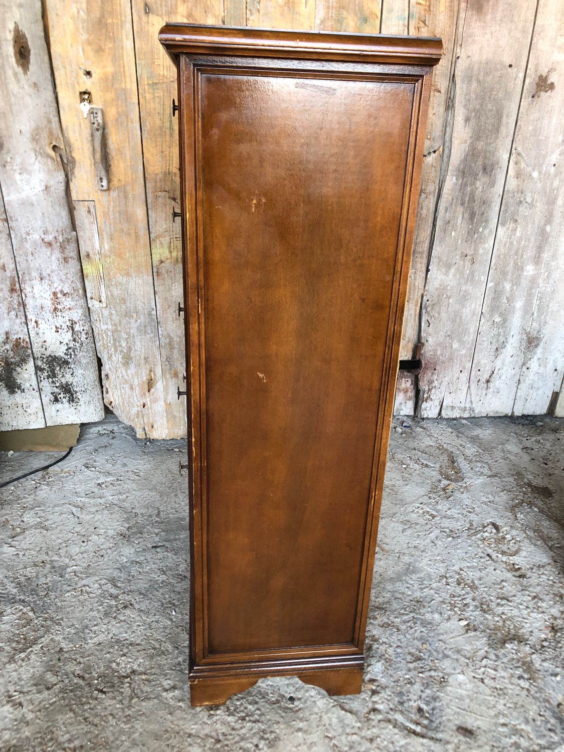 Chest of drawers and bedside tables