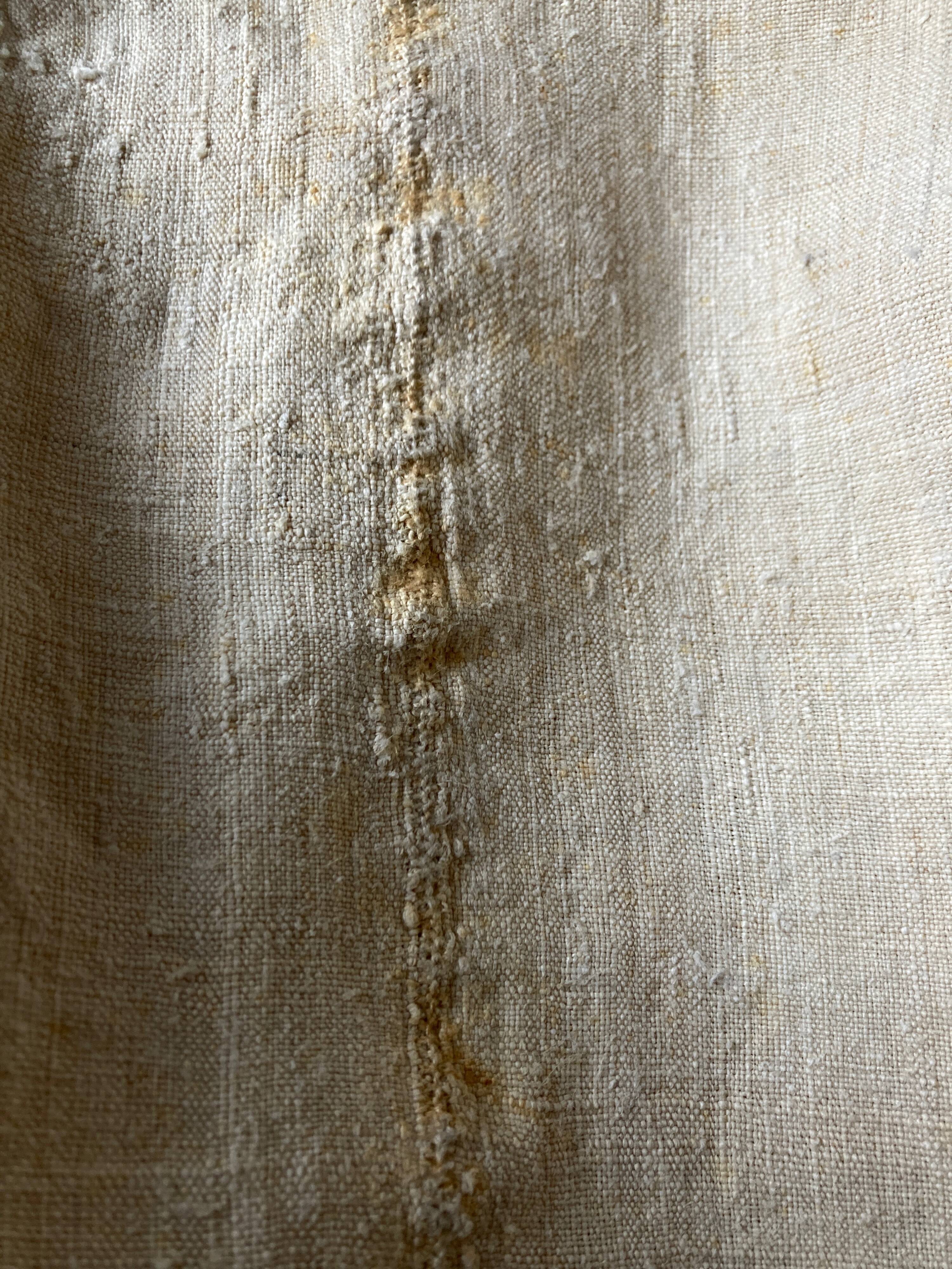 Nappe en toile de chanvre brut 19e brodée XXL