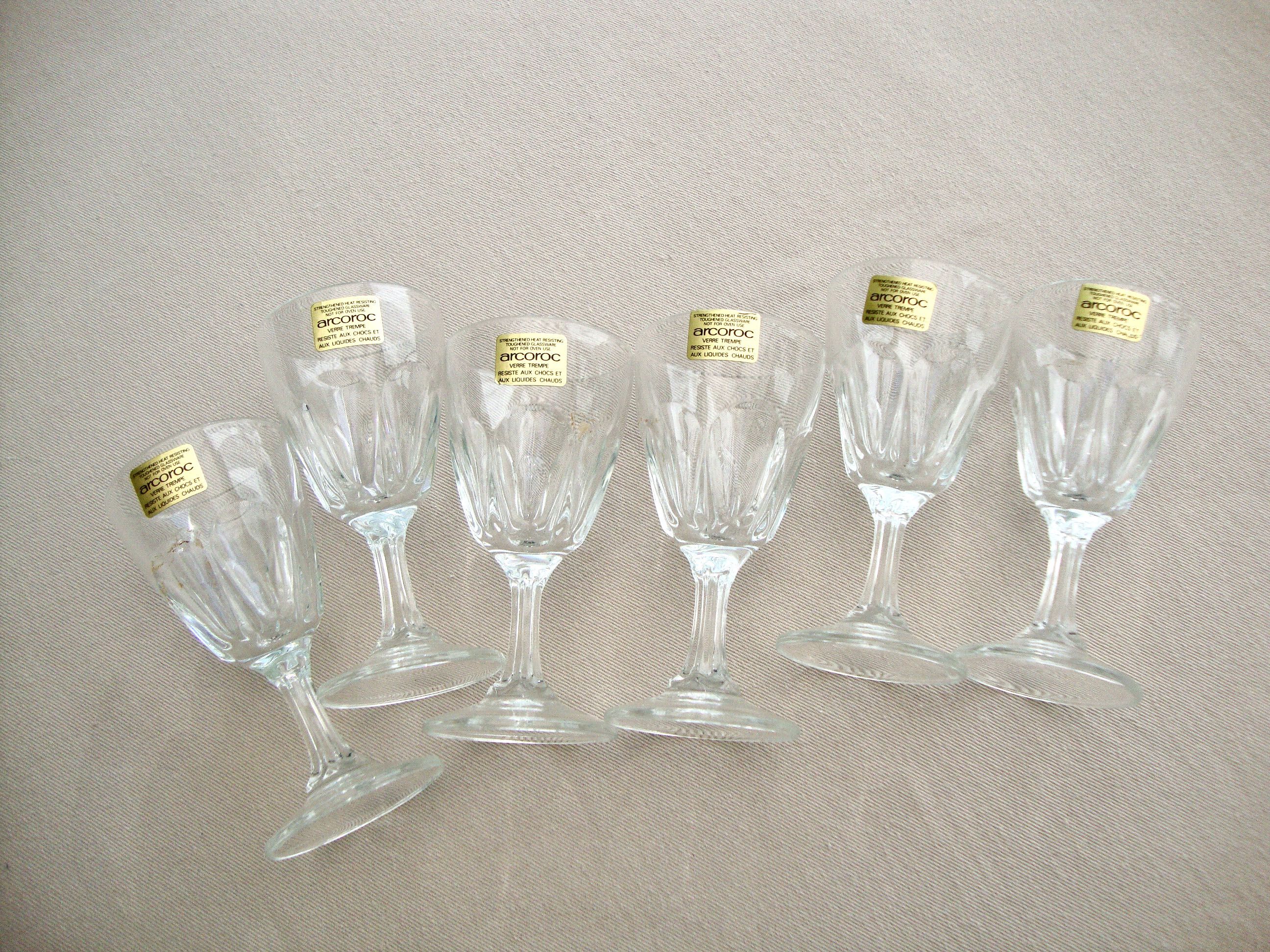Suite de 6 verres Arcoroc