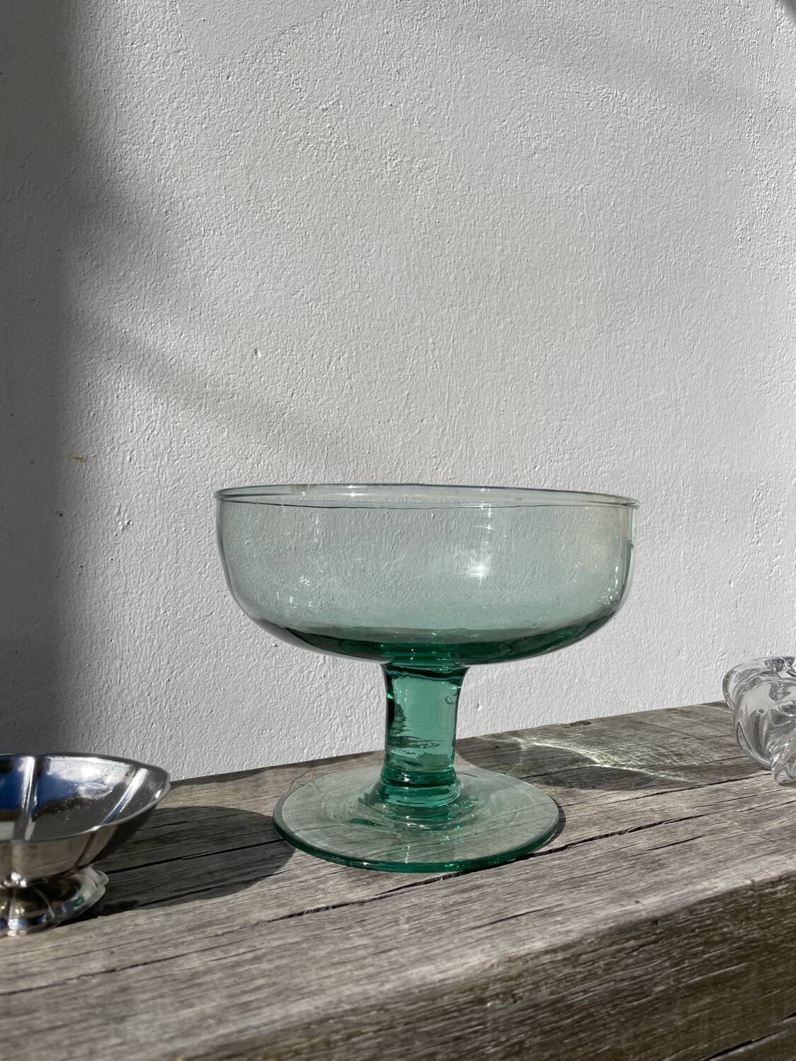 Coupe sur pied en verre soufflé