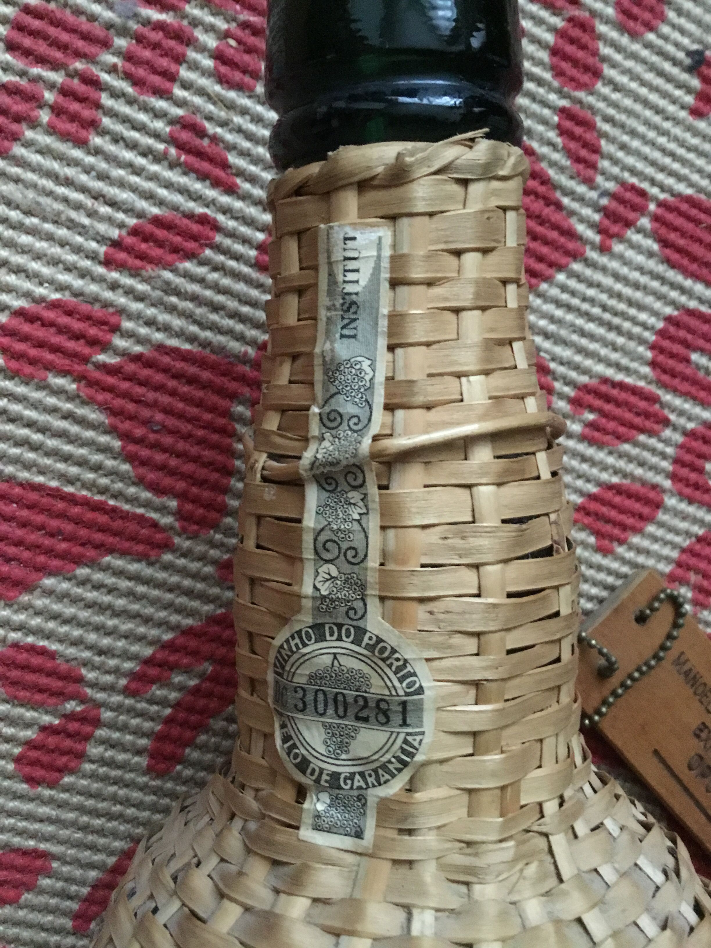 Old bottle sheathed rattan