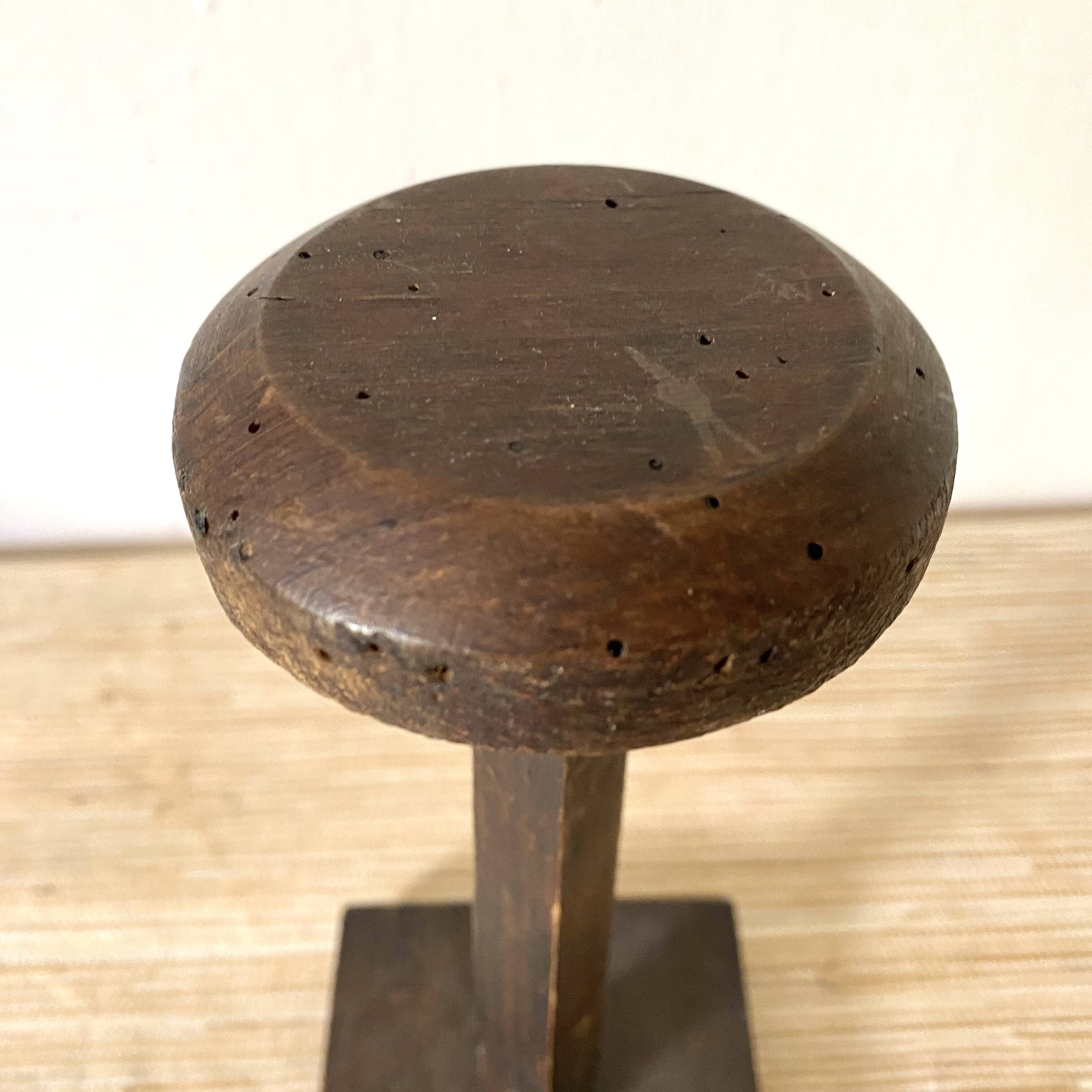 Old hat rack