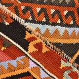 Tapis Kilim Ancien Fait Main – Motifs Géométriques et Symboles Protecteurs