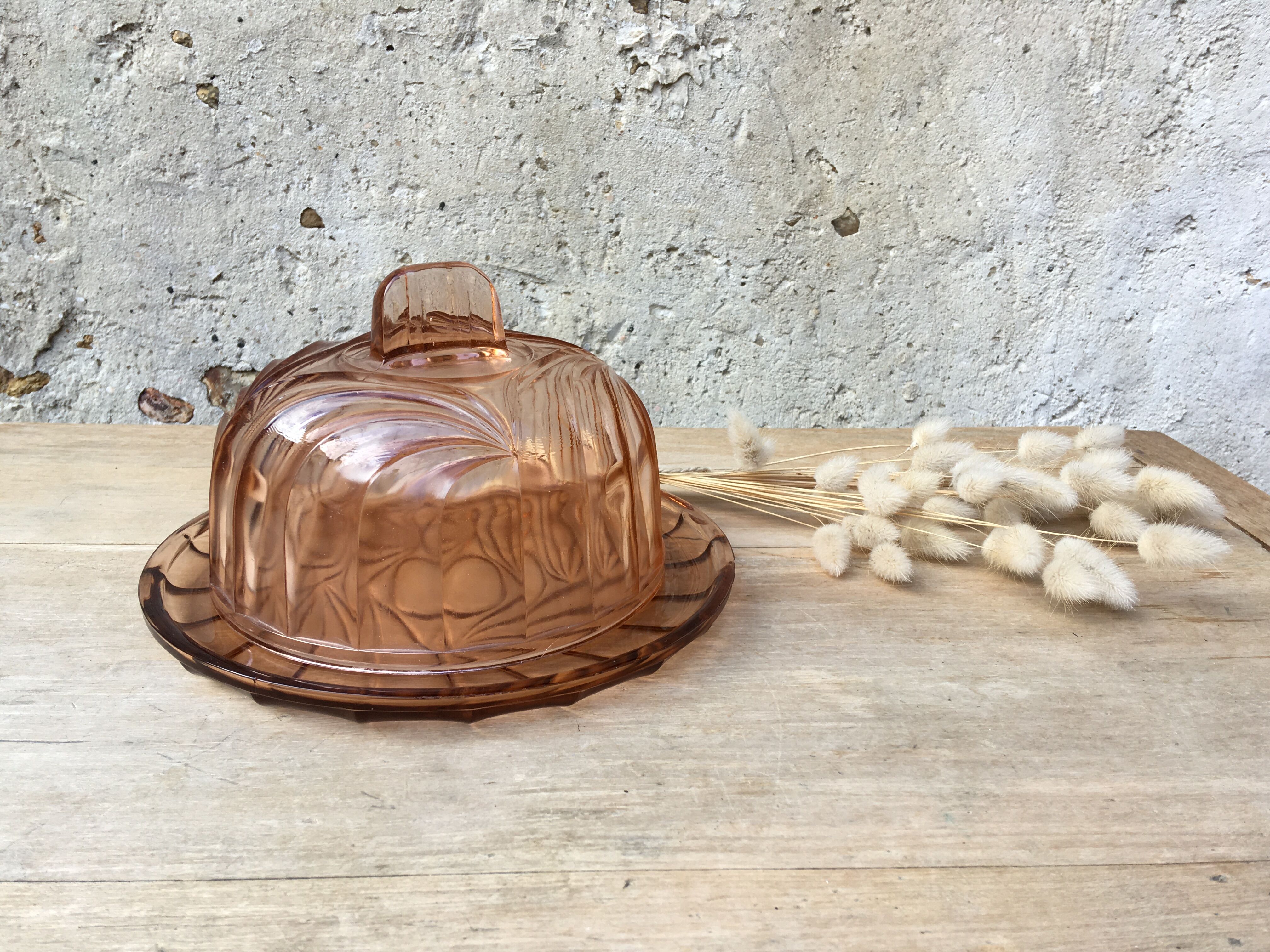 Pink glass bell with tray