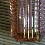 Vase en verre rose