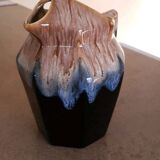 Enamelled ceramic broc