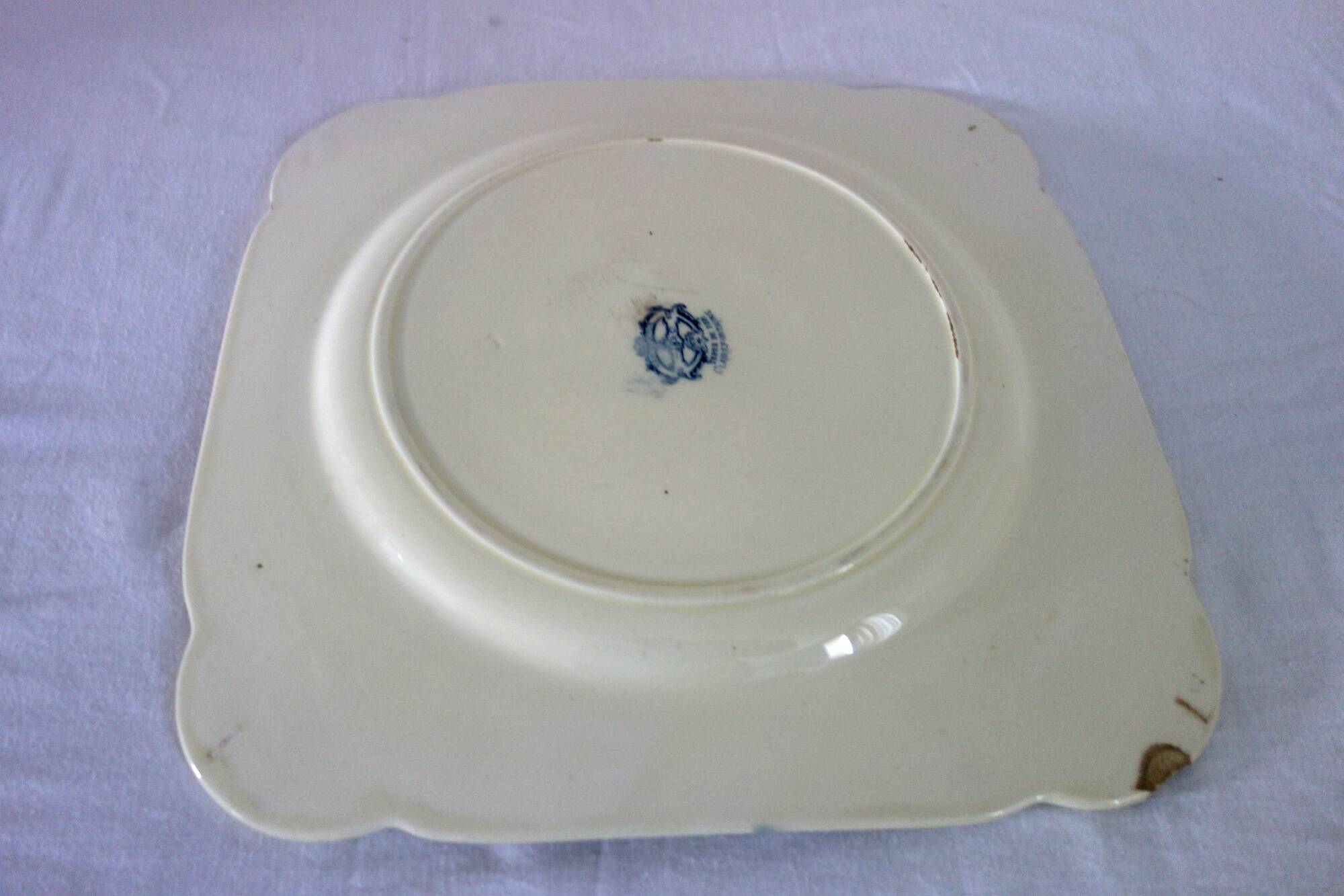 Renaissance-style ironstone serving dish from Clairefontaine, 19th century.