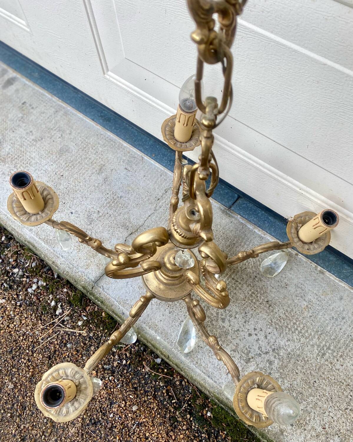 Louis XV style 5-branch brass and tassel chandelier