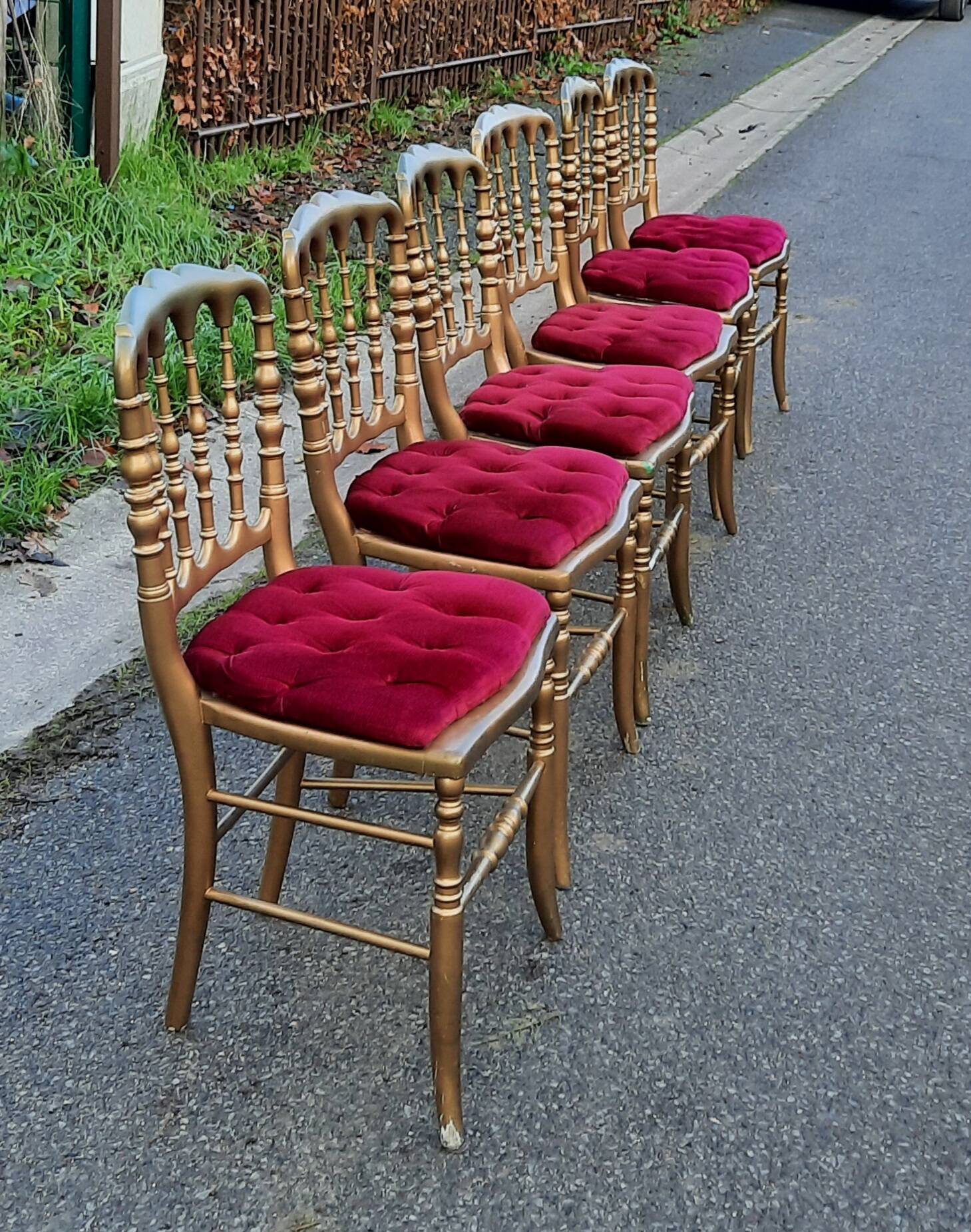 6 chaises de théâtre style Napoléon IIII
