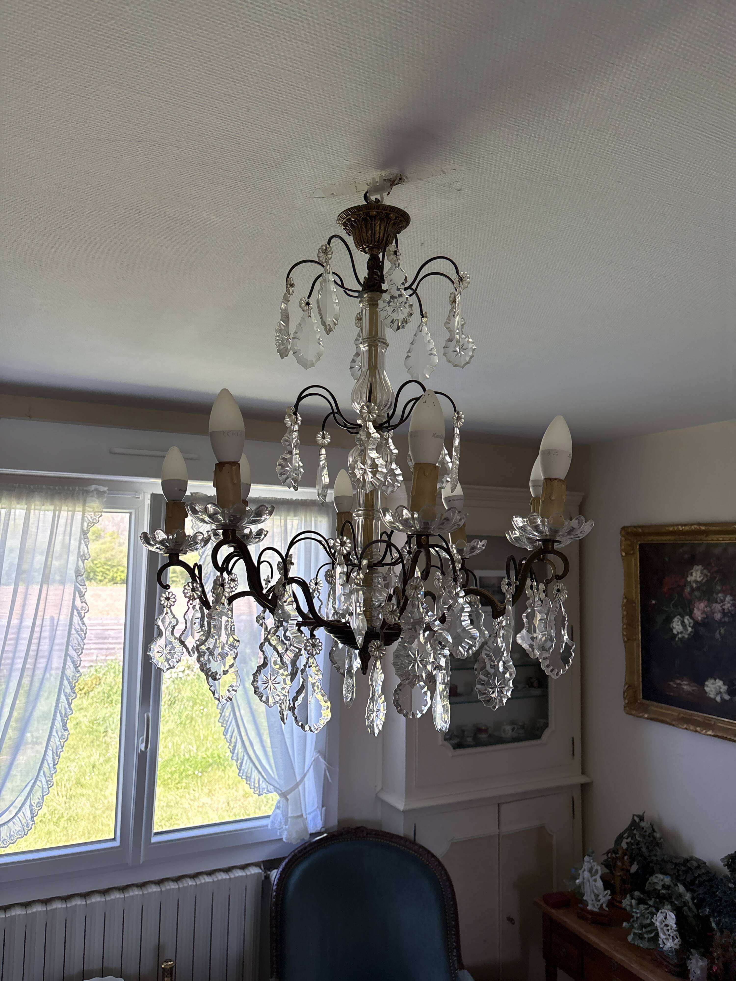 Chandelier pendants