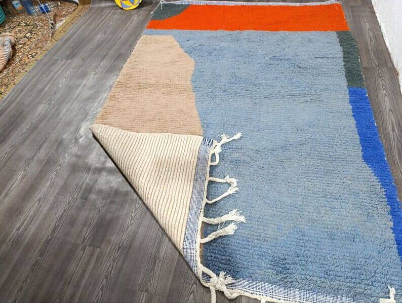 Tapis en laine pure motifs colorés taille 100 x 200 cm