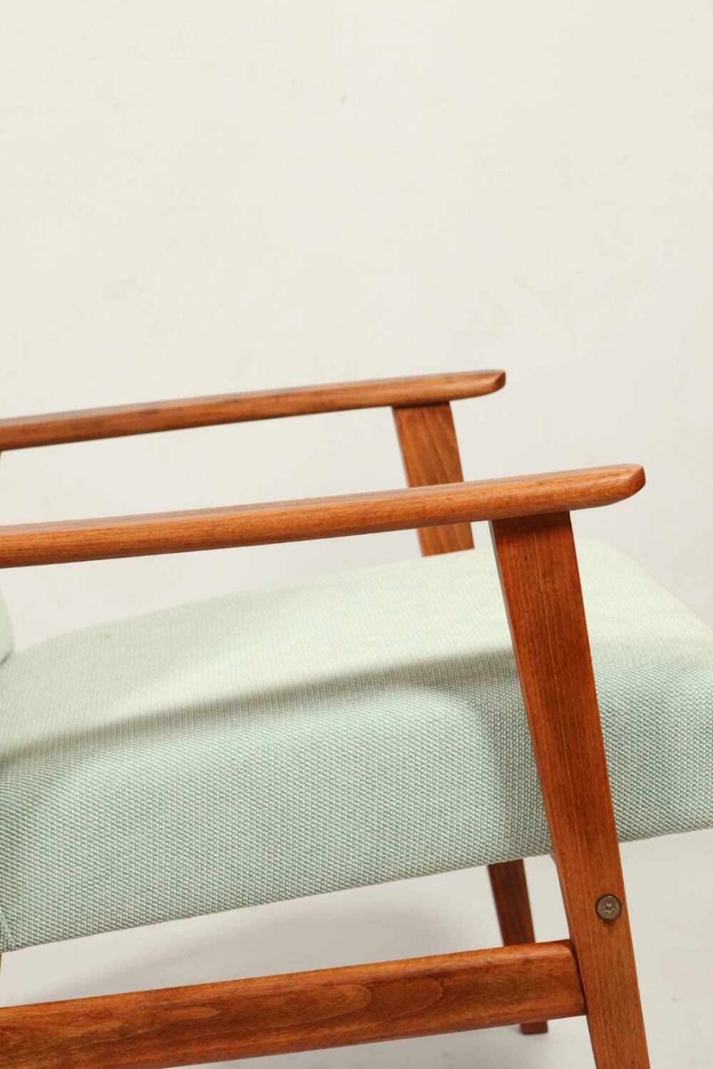 Vintage fauteuil rétro style blue bébé 1970 milieu de siècle modern design fauteuil de salon rénové