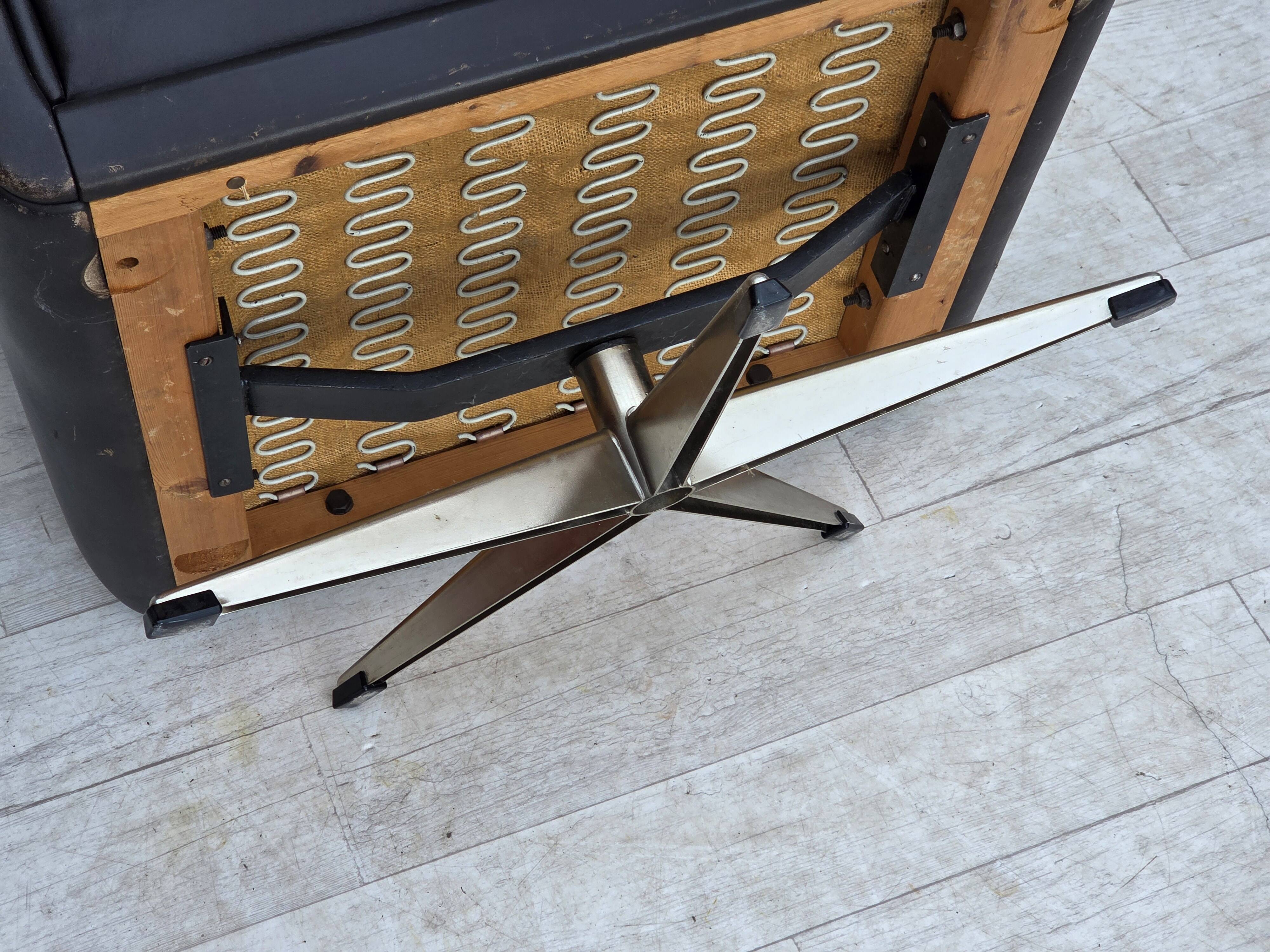 1960s, Danish highback swivel armchair by Aage Christensen, leather.