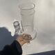 Vase sur pied en verre transparent