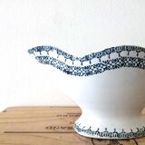 Gravy boat earthenware of Saint Amand iron earth