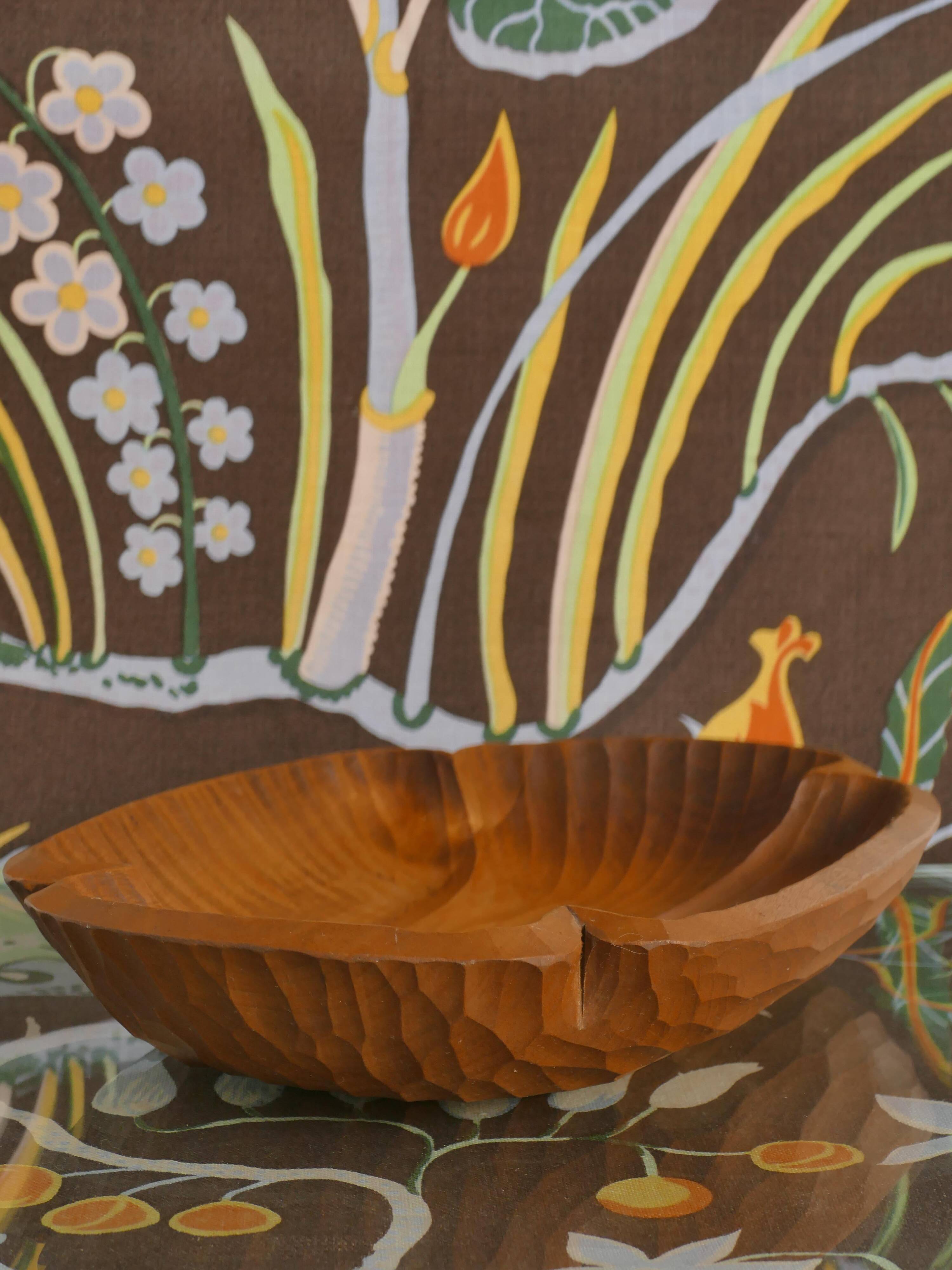 Folk Art Hand-carved Wood Bowl, Sweden 1930s
