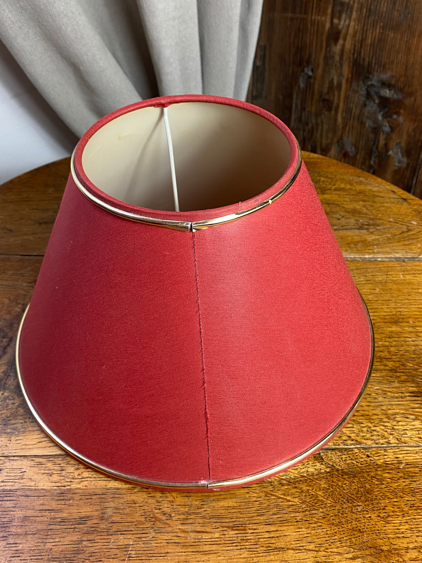 Cracked ceramic lamp, fabric shade, 1980s.