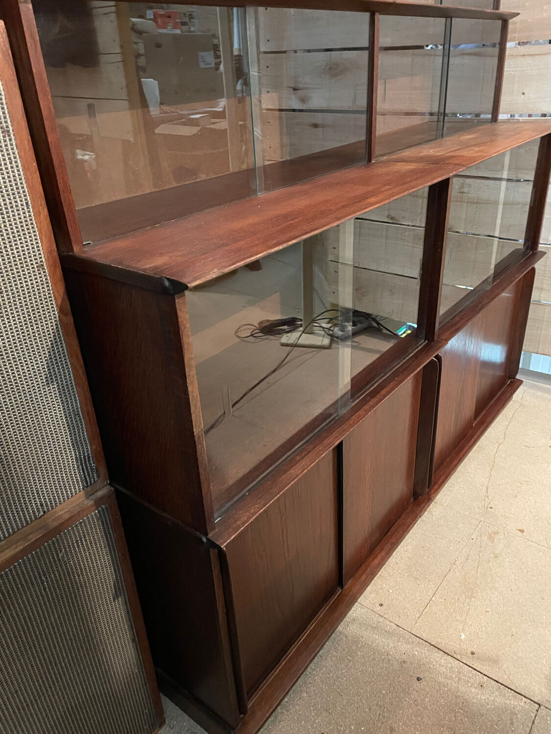 Vintage Oscar bookcase from the 1950s