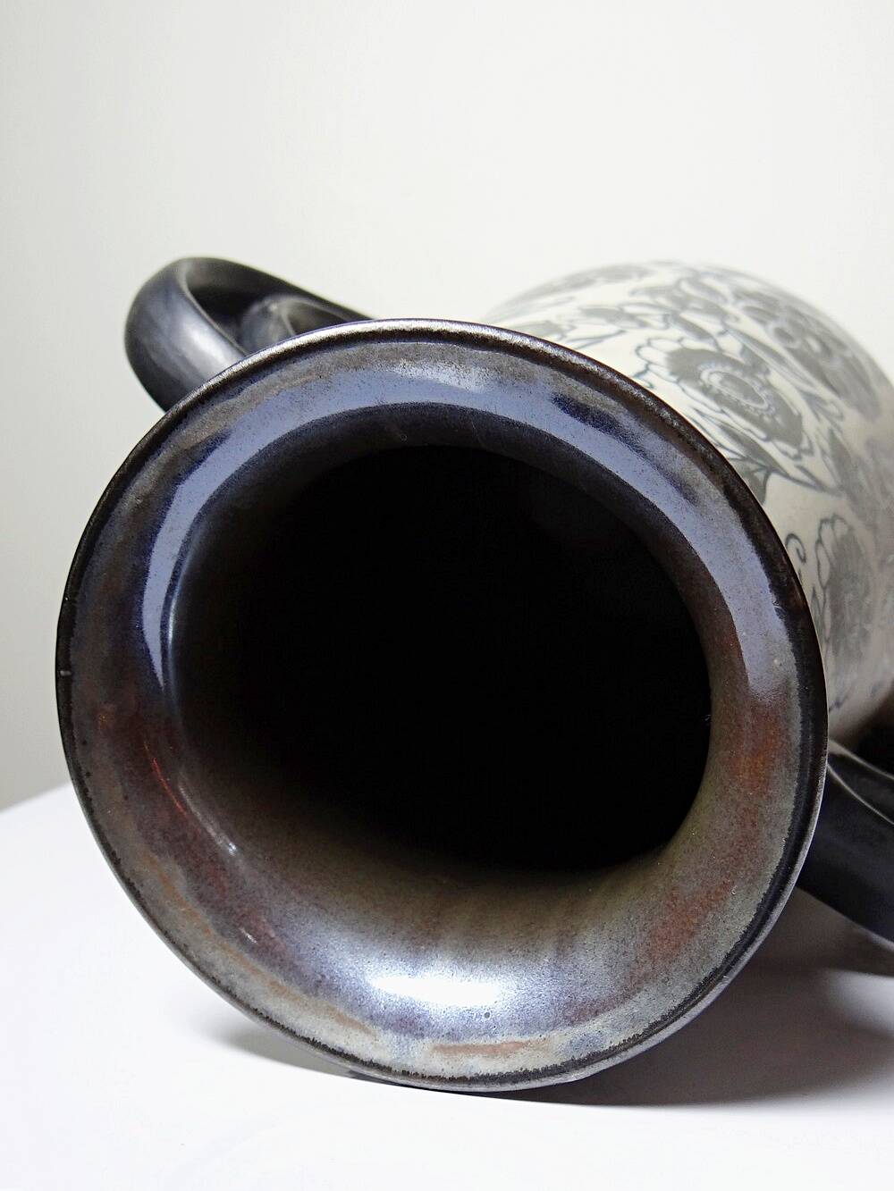 Antique art deco vase 1920-40 in fine stoneware, art nouveau and chinoiserie style, decor