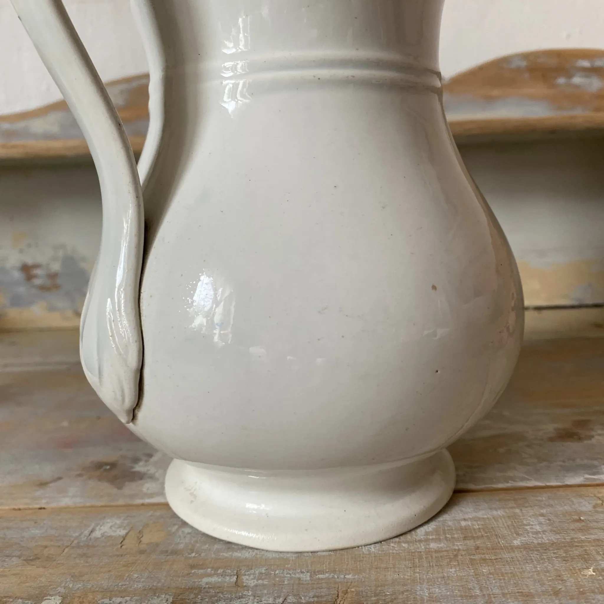 Old pitcher in ironstone Creil and Montereau Barluet (1876-1884)