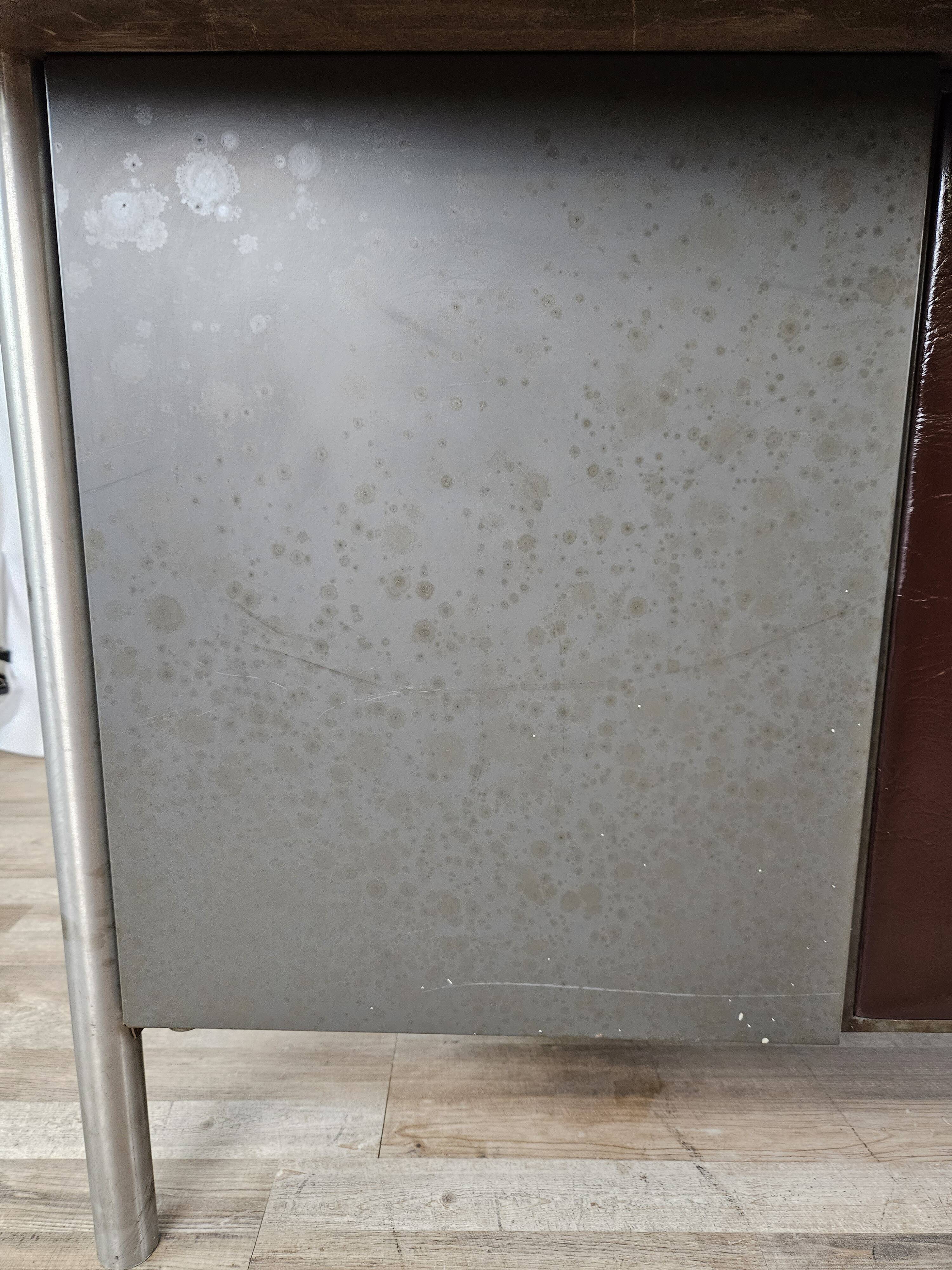 Bureau de direction avec plateau en stratifié palissandre par Mobiltecnica Torino