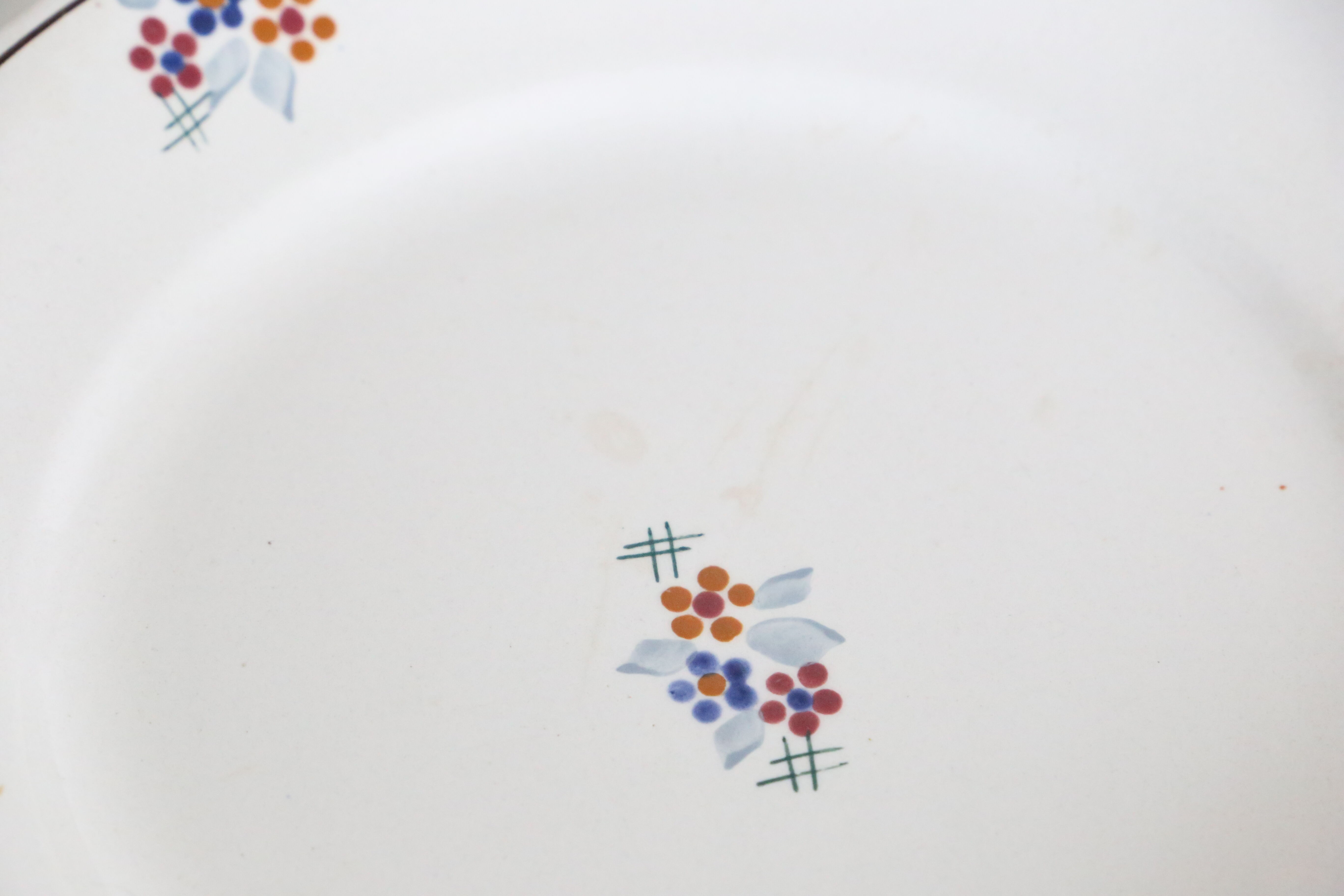 Round dish Saint Amand, 1940, French manufacture, vintage