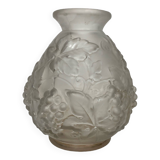 Art Deco, large pressed glass vase with Etaleune vines circa 1930
