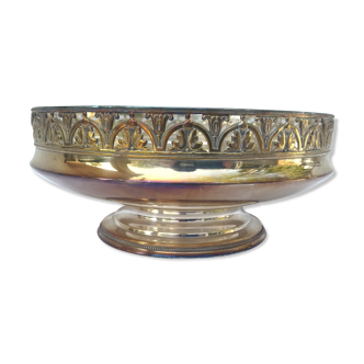 Fruit cup in silver metal