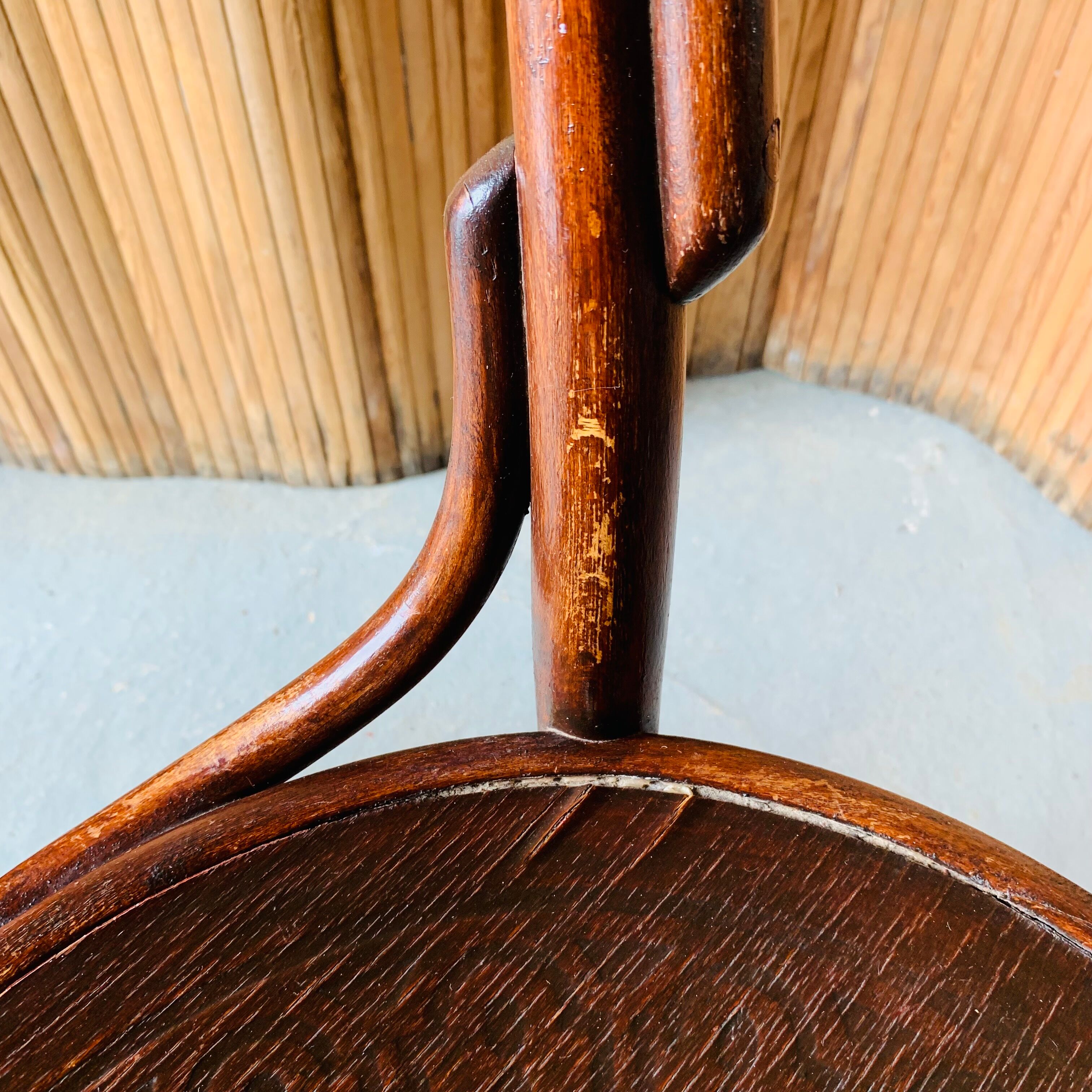 Set of 4 Thonet chairs