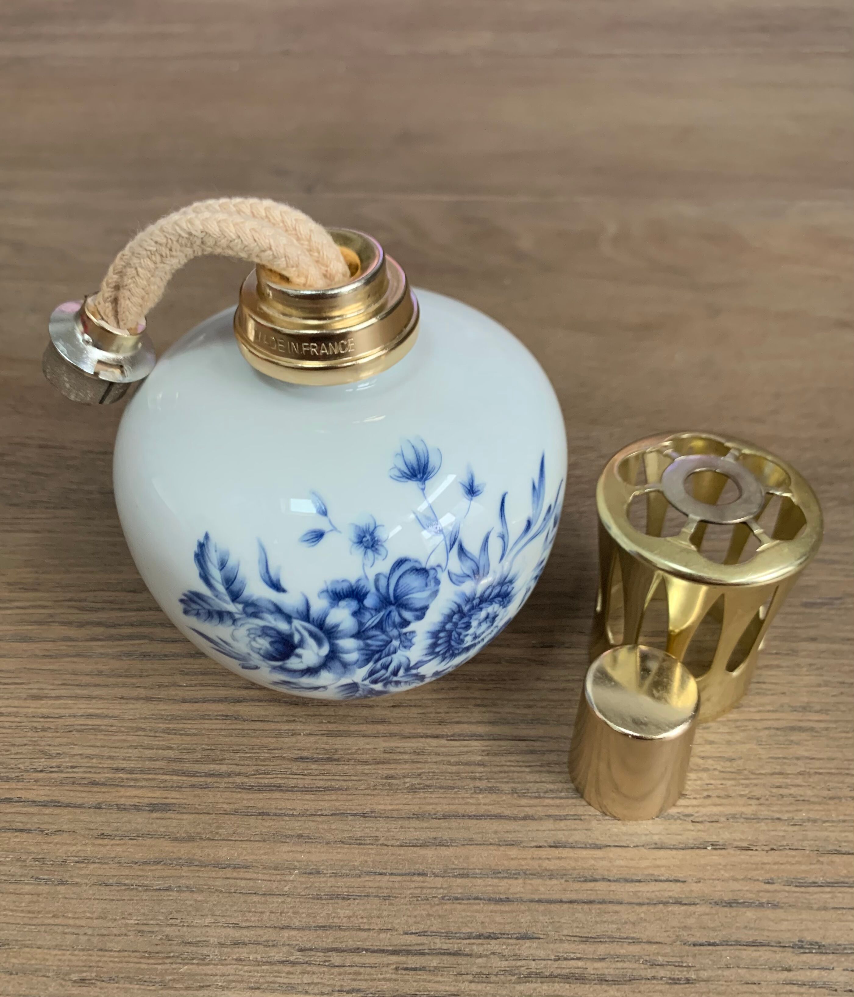 Paris shepherd lamp specially edited by Artoria Limoges