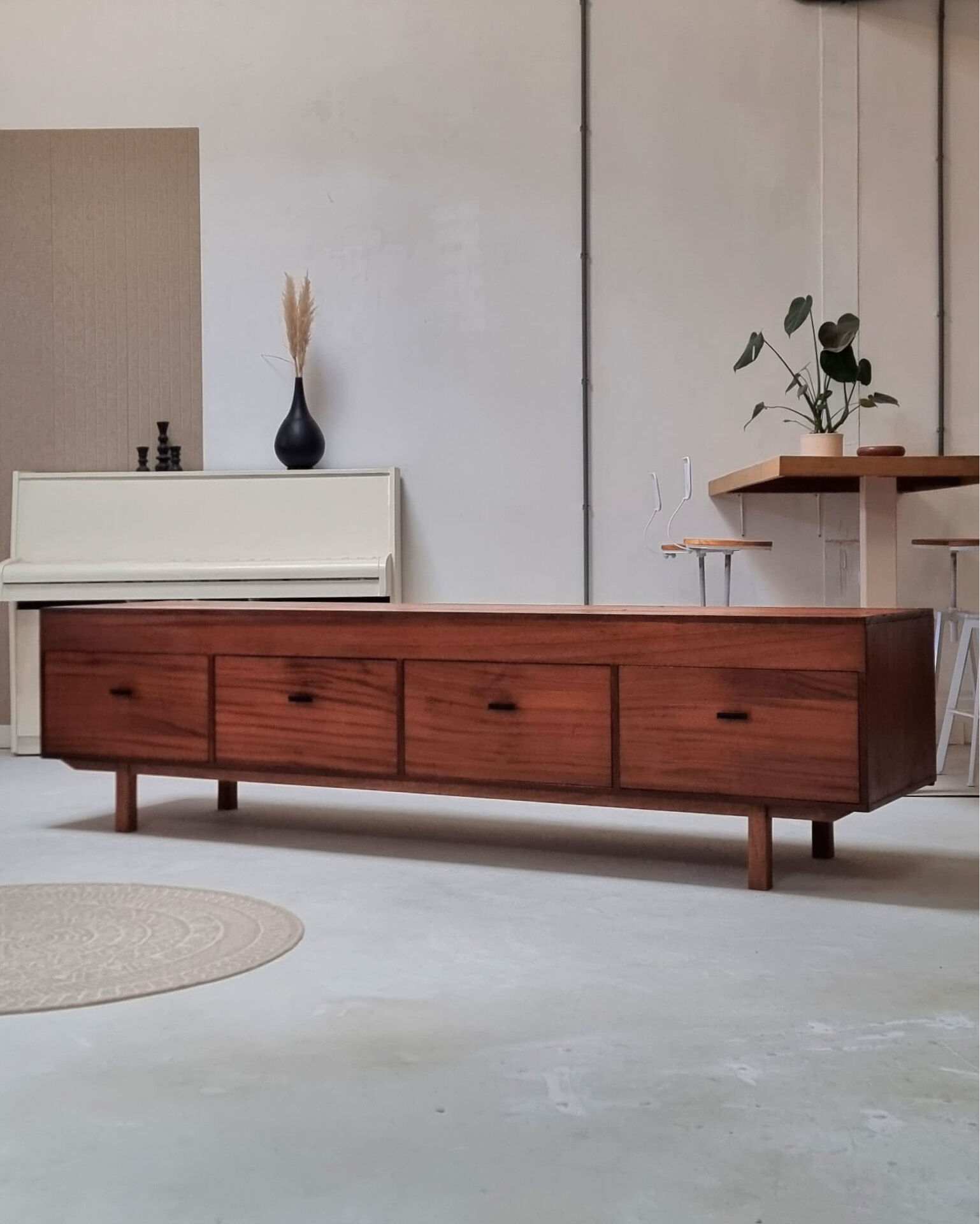 Mid-century lowboard