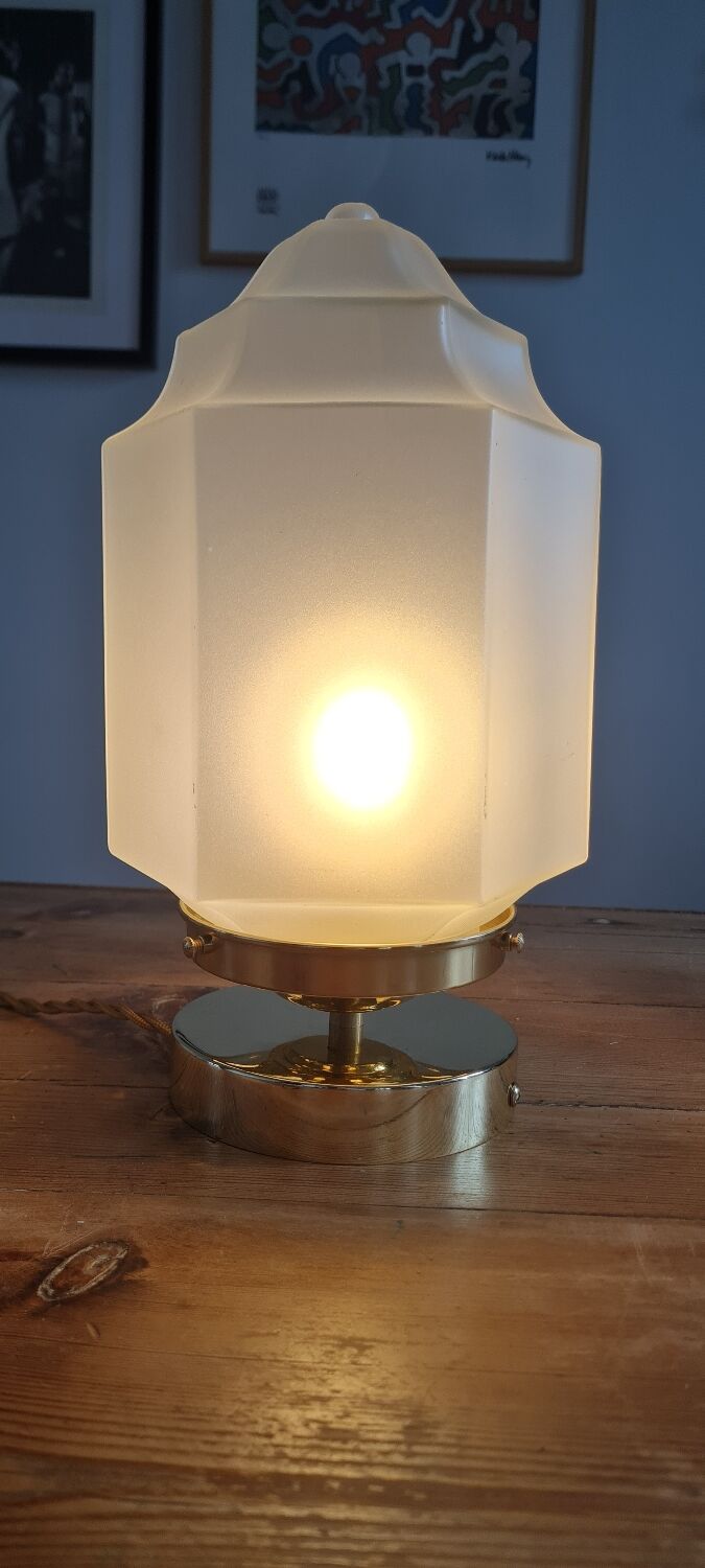 Table lamp skyscrapper